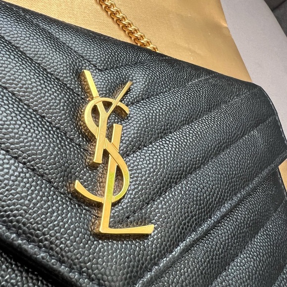 Sale-Yves Saint Laurent Cassandre Monogram Wallet on Chain quilted black - Picture 3 of 10
